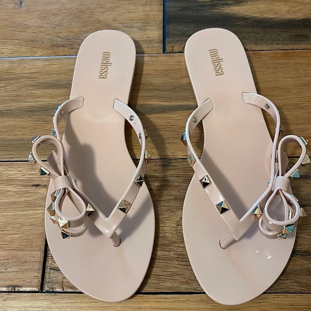 Melissa jelly, flip-flops, light pink with gold studs size 8 women’s